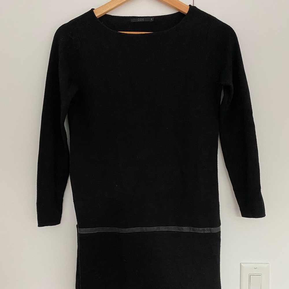 COS Merino Wool Black Dress Leather XS / S